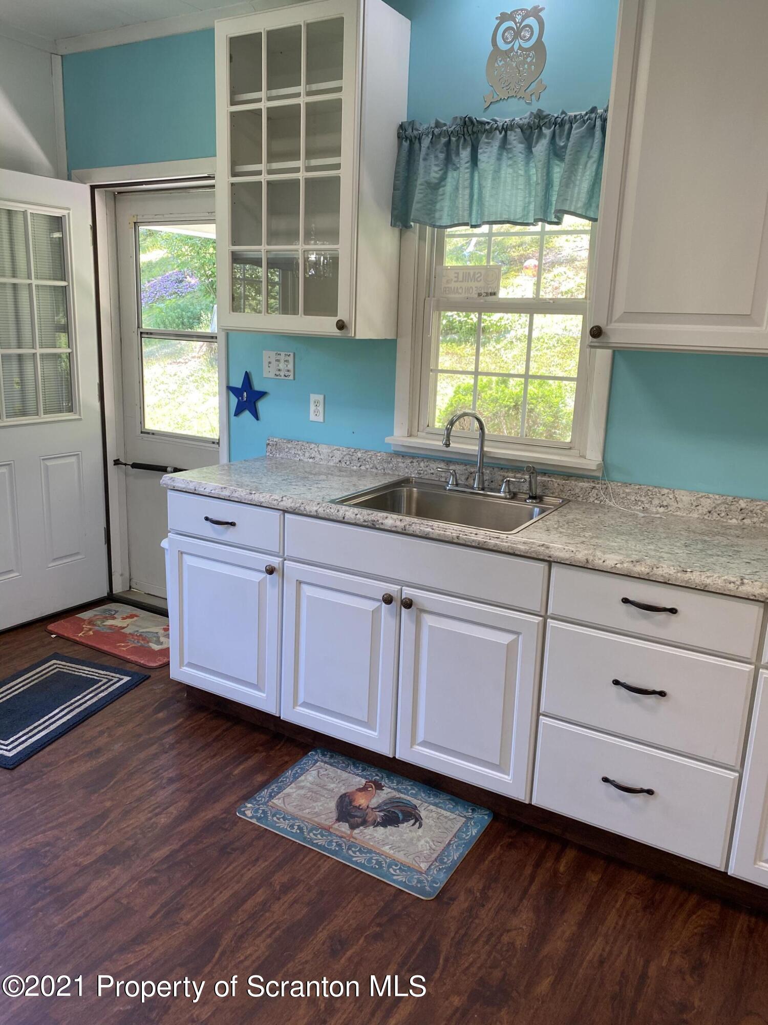 1747 Scott Road Blakely, PA 18447 - Photo 7 of 20 Gallery Image 7