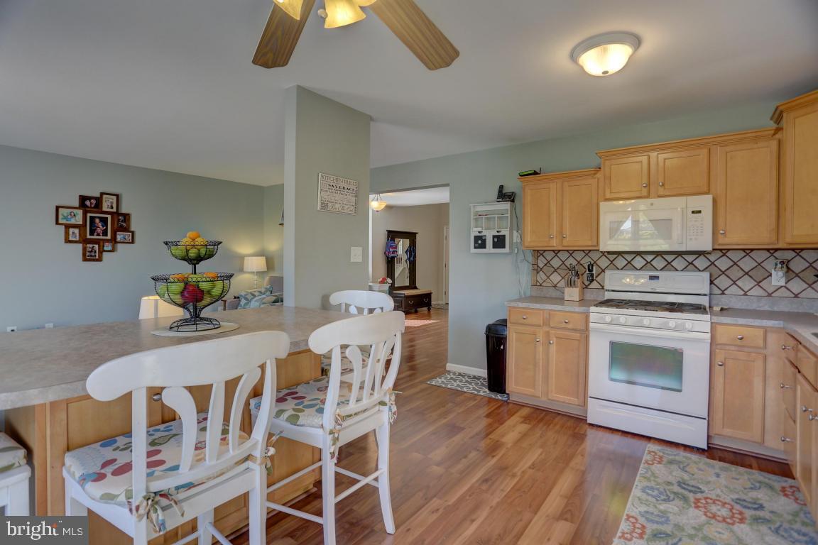 300 Cambridge Lane Lititz, PA 17543 - Photo 11 of 30
