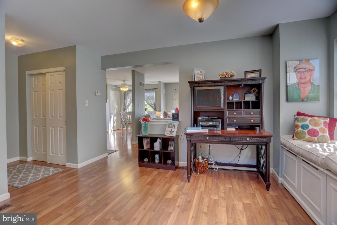 300 Cambridge Lane Lititz, PA 17543 - Photo 5 of 30