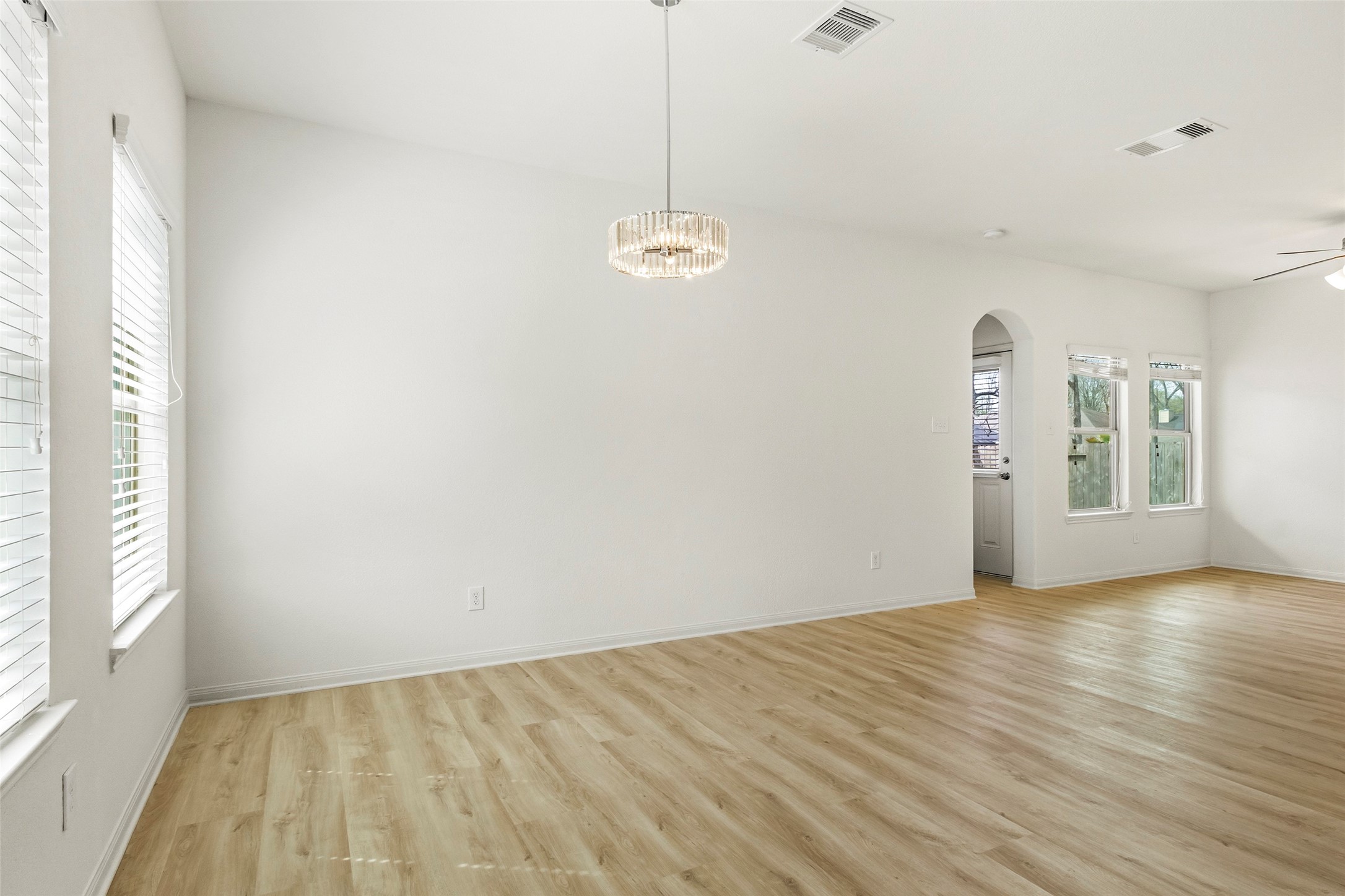 12339 Ridgecrest Drive Willis, TX 77318 - Photo 14 of 49 Gallery Image 14