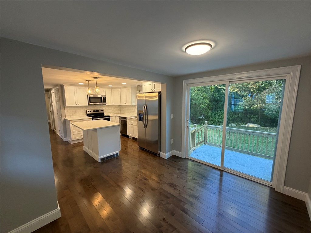 65 Angus Street Coventry, RI 02816 - Photo 12 of 20