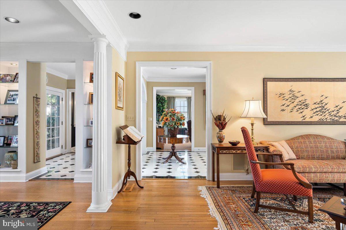 1102 Riverside Drive Salisbury, MD 21801 - Photo 21 of 112 Back Foyer Entrance to LR