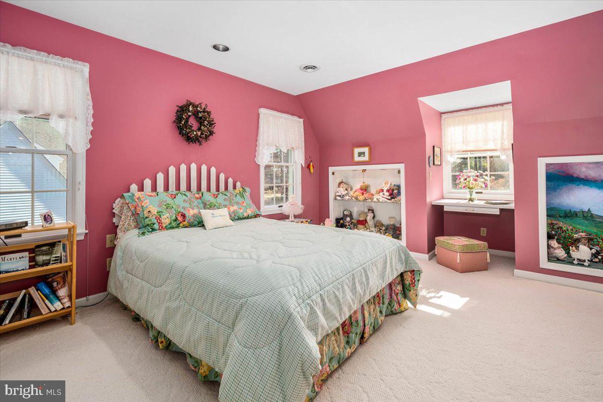 1102 Riverside Drive Salisbury, MD 21801 - Photo 81 of 112 Built-In Display Cases