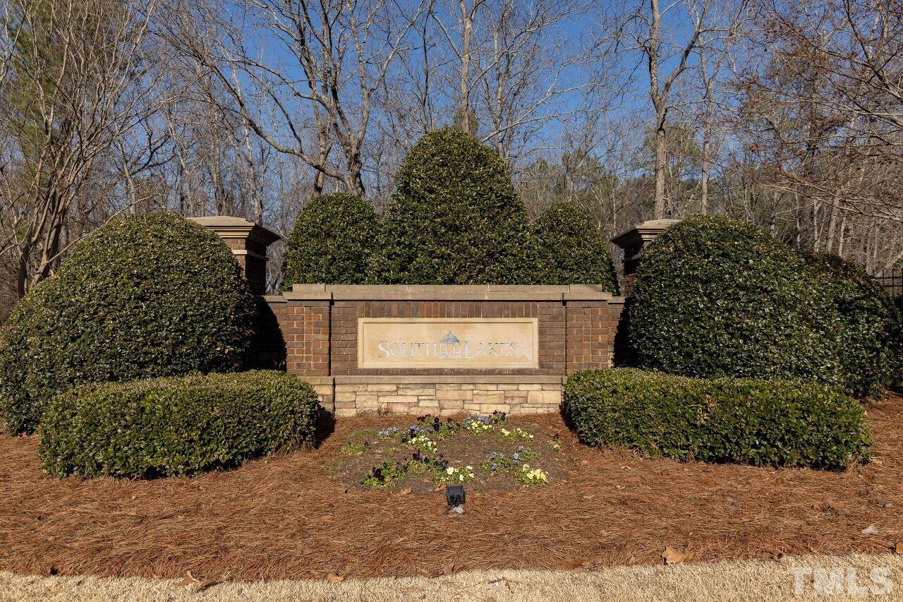 3508 Jones Lake Road Fuquay-Varina, NC 27526 - Photo 31 of 41 front view of a house with a yard