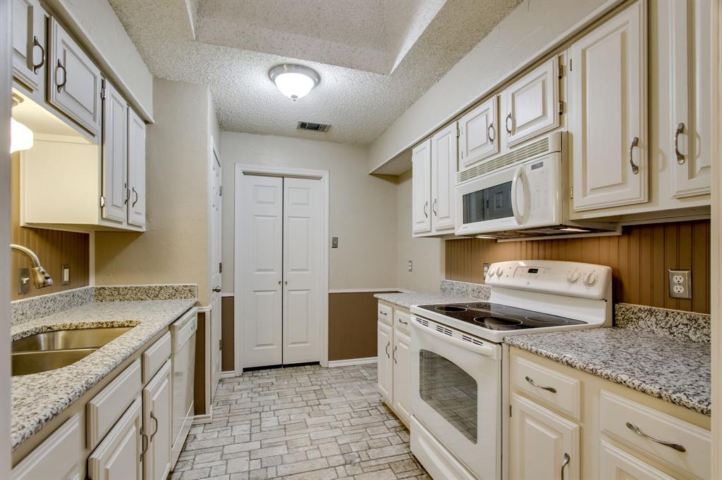 3712 Roussillon Drive Carrollton, TX 75007 - Photo 18 of 32