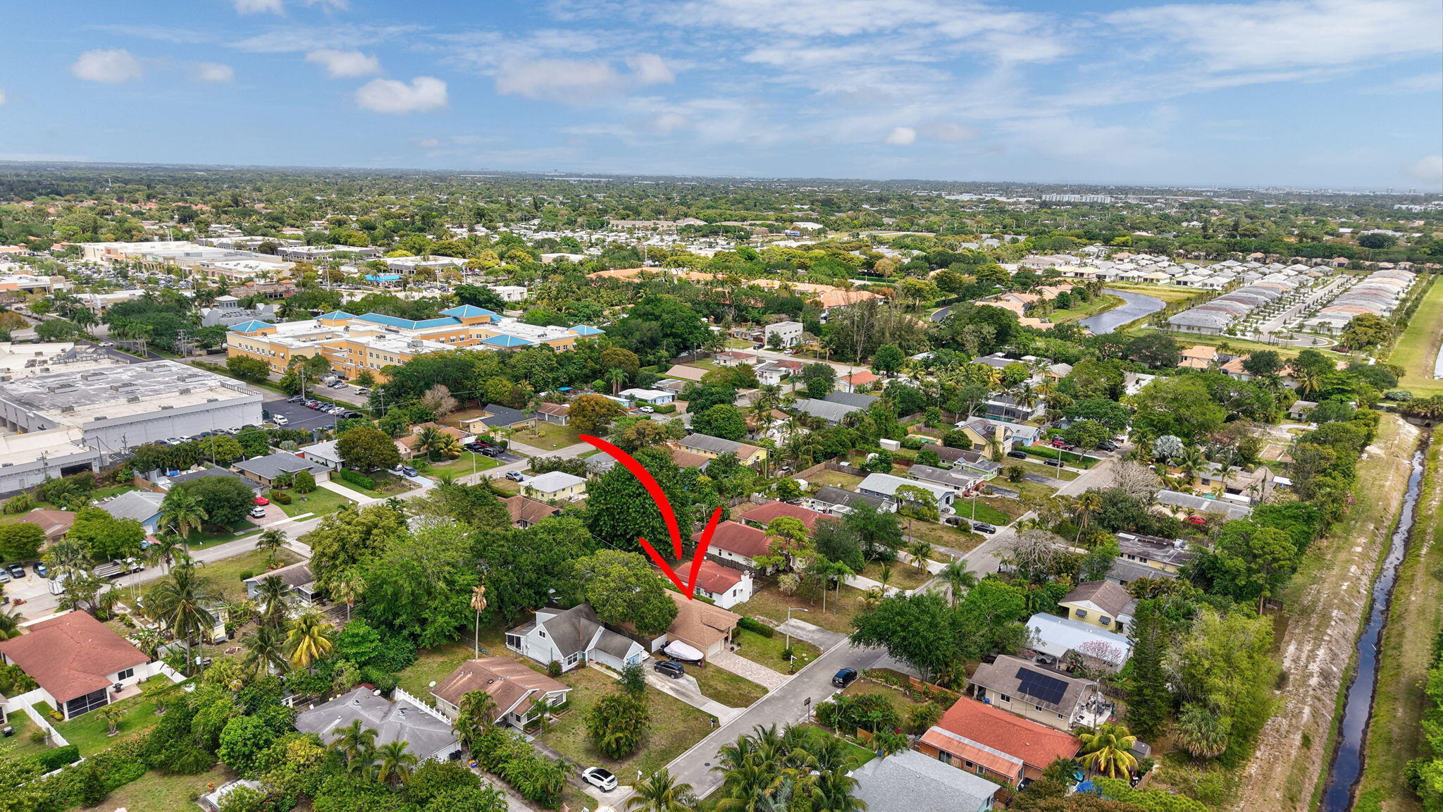 4901 Lincoln Road Delray Beach, FL 33445 - Photo 44 of 56 a view of city and mountain