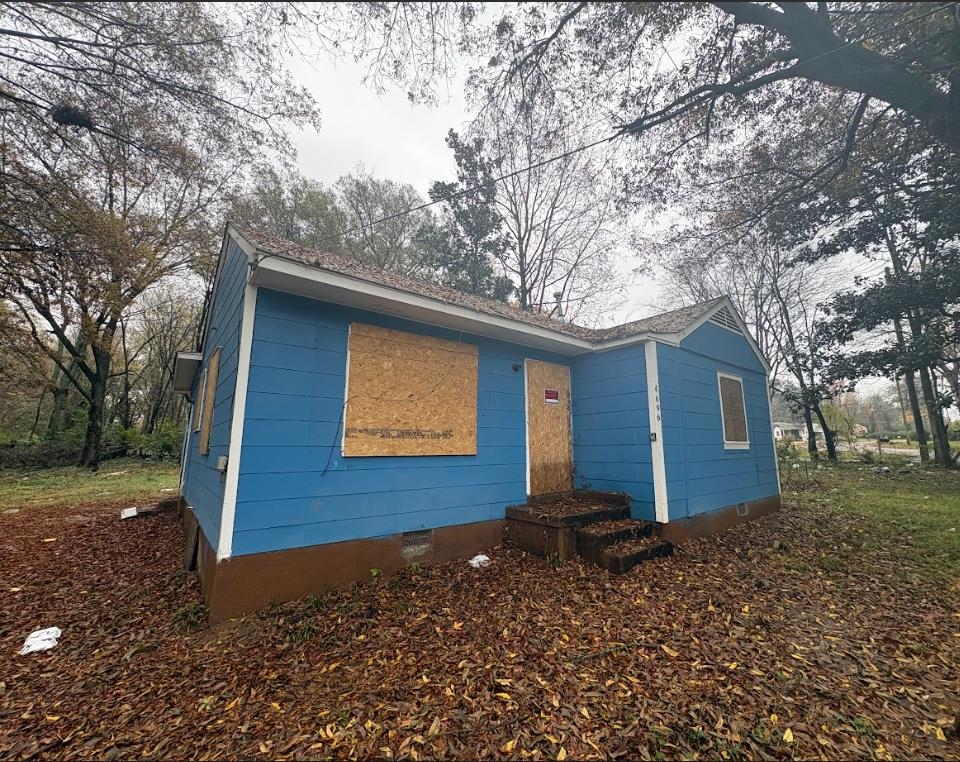 4696 Dalton Road Memphis, TN 38109 - Photo 3 of 10 Video