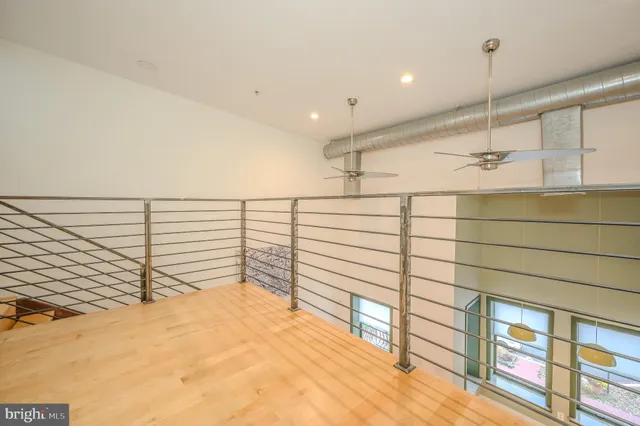 $5,200 | 1328 Maryland Avenue Northeast, Unit 3, Washington, DC 20002