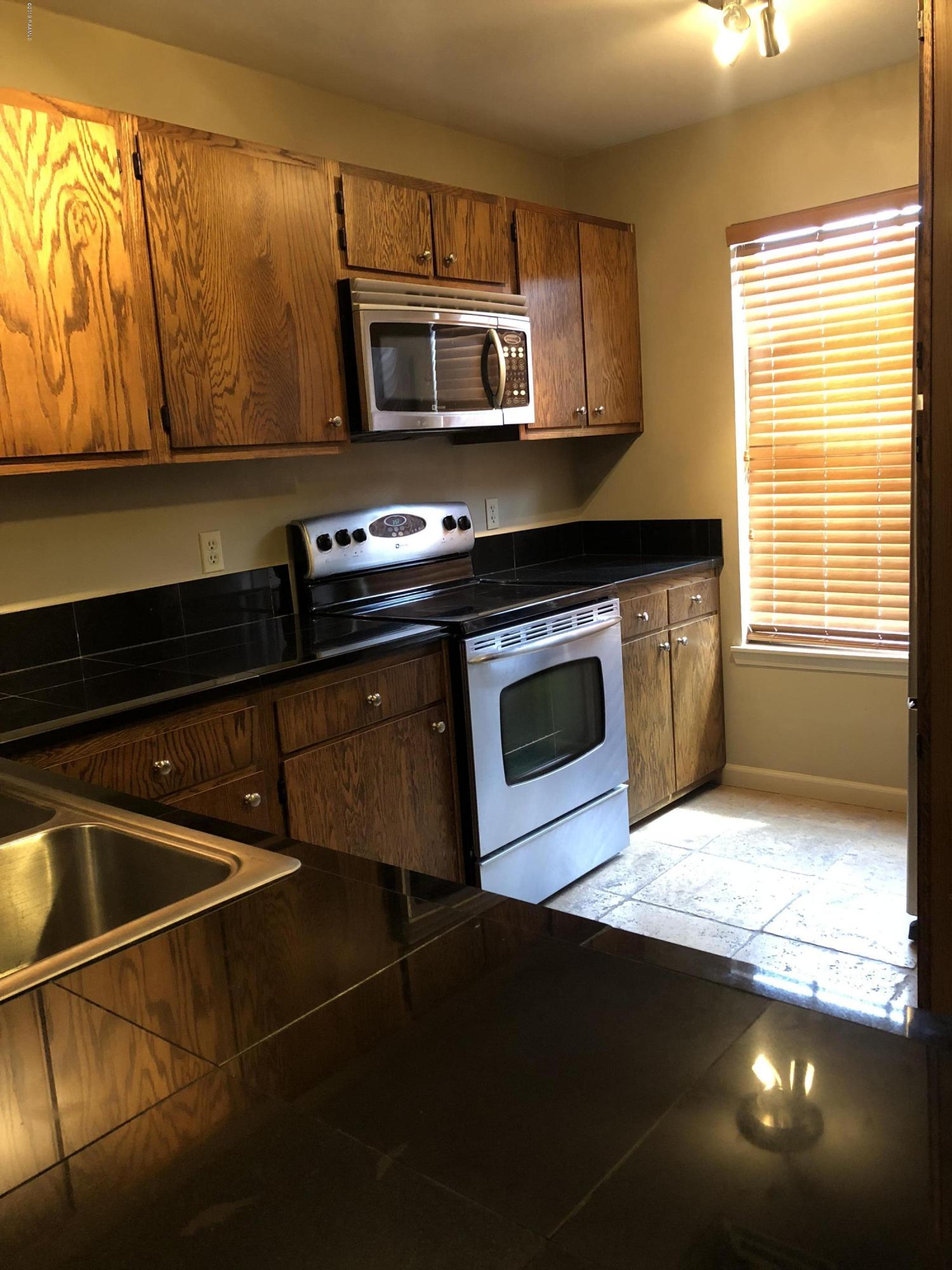 416 Doucet Road, Unit 7G Lafayette, LA 70503 - Photo 3 of 14