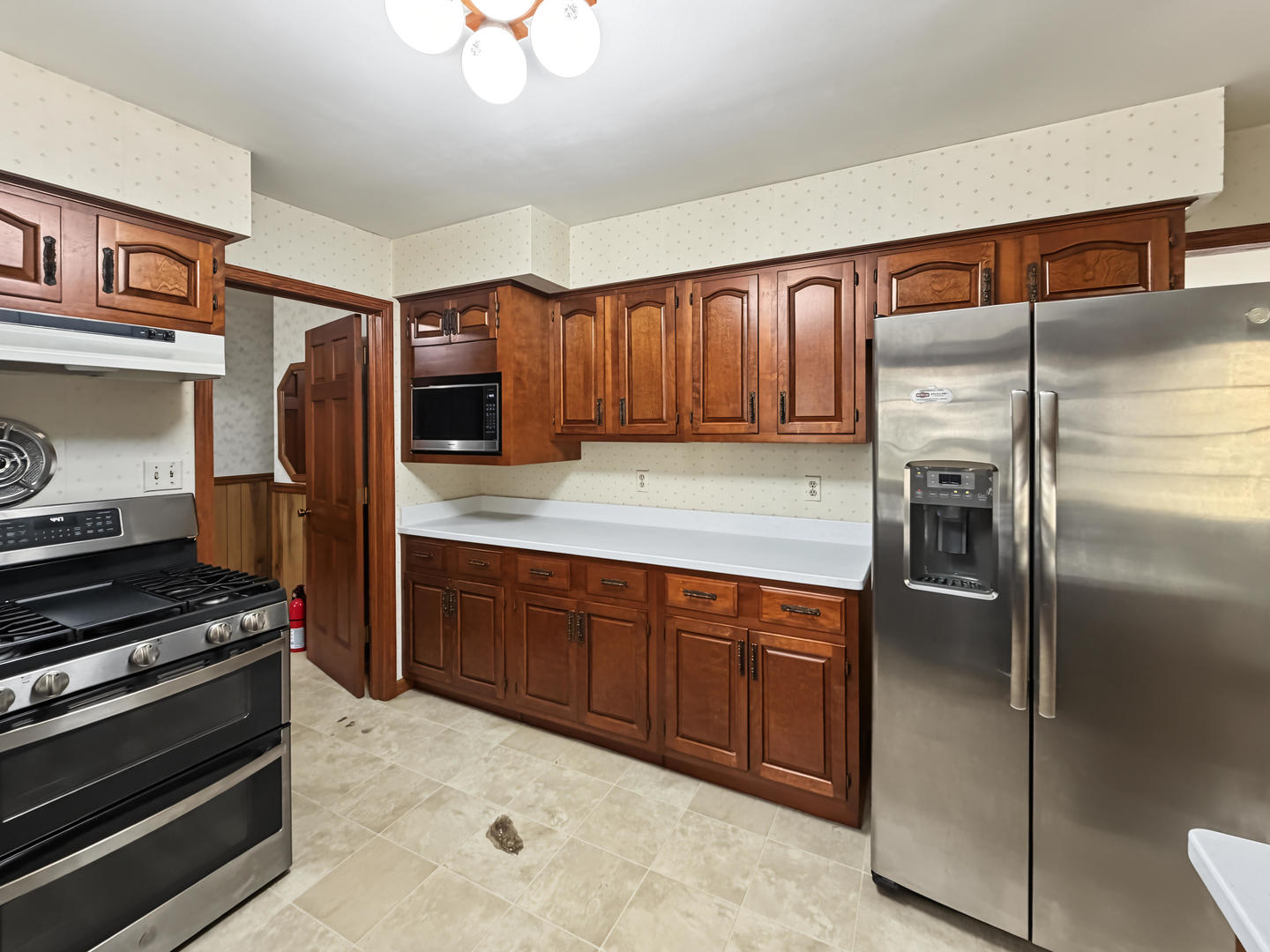 2016 2100 North Road Watseka, IL 60970 - Photo 9 of 41 Gallery Image 9