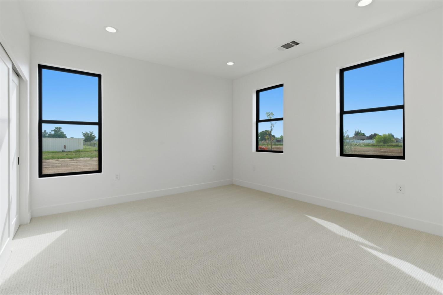 11450 East Jahant Road Acampo, CA 95220 - Photo 30 of 40