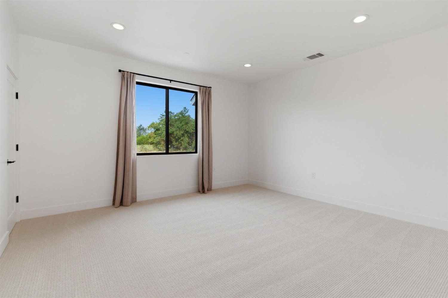 11450 East Jahant Road Acampo, CA 95220 - Photo 34 of 40