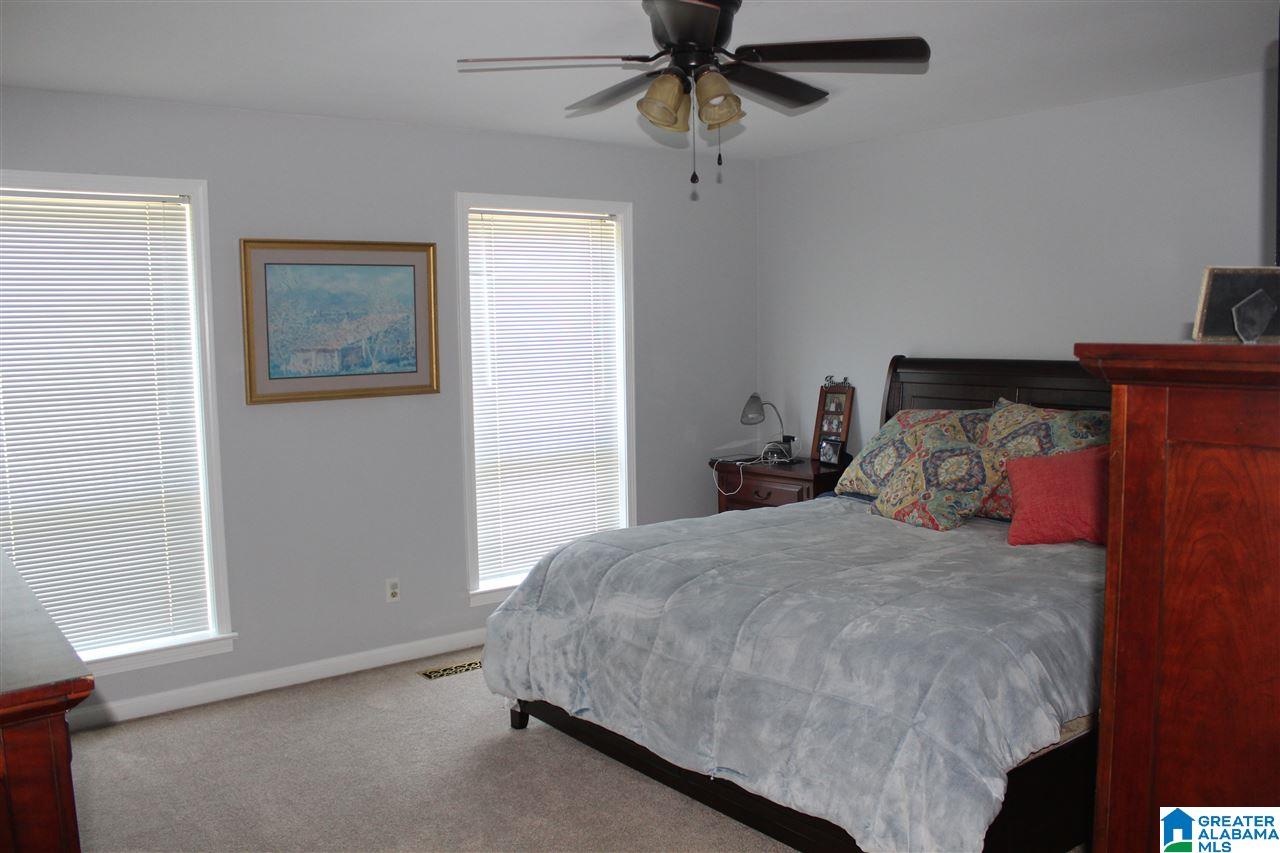 621 Valleyview Drive Pelham, AL 35124 - Photo 19 of 34
