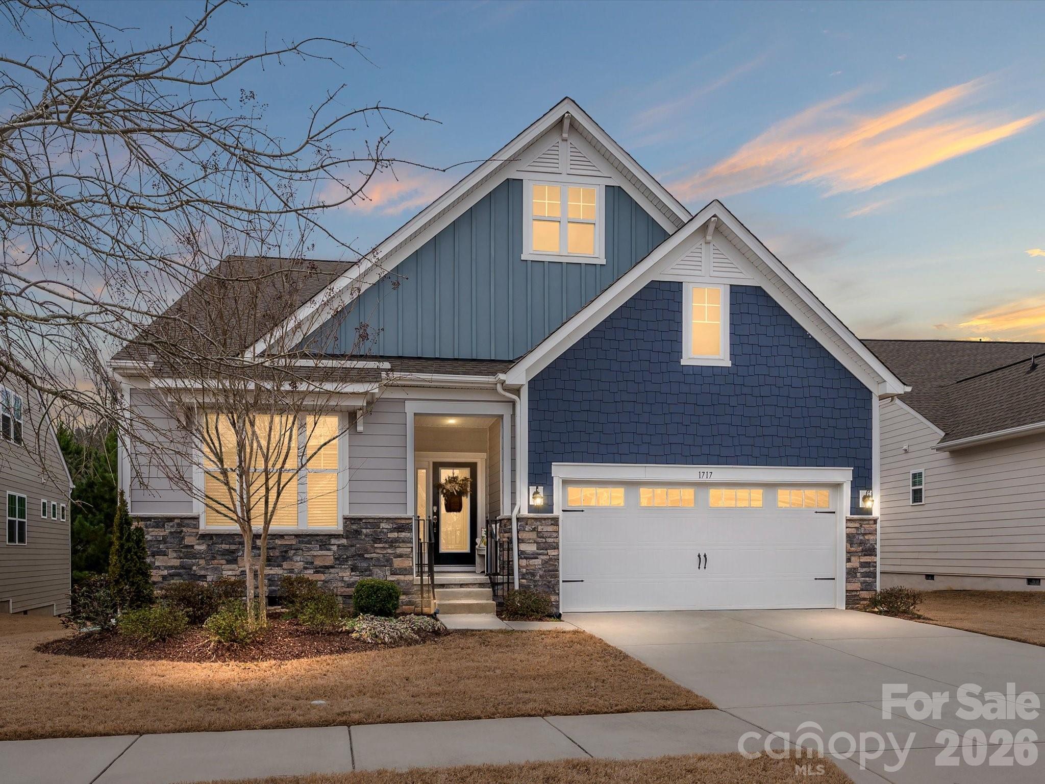 a front view of house with yard