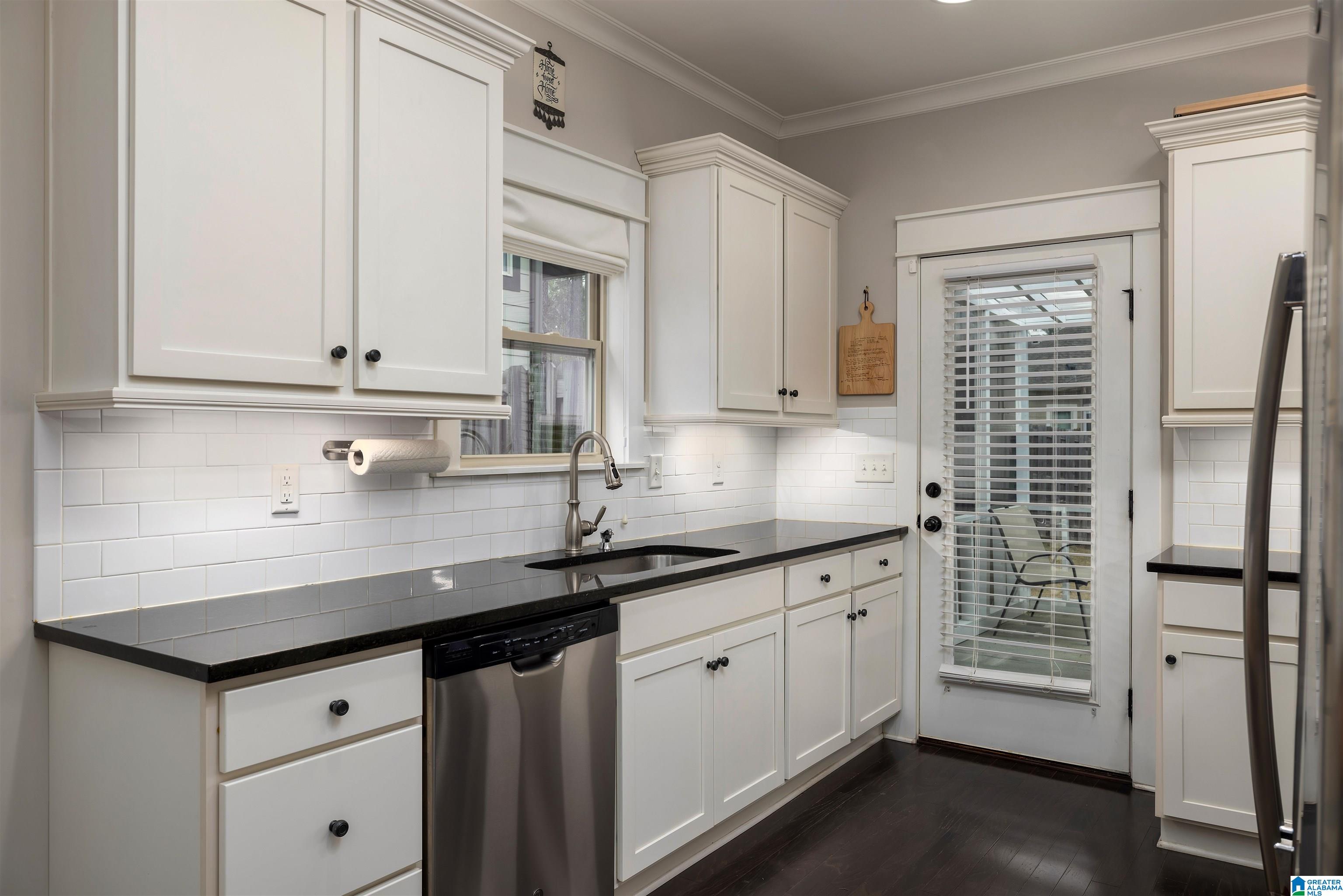 3907 Crest Landing Birmingham, AL 35210 - Photo 20 of 44