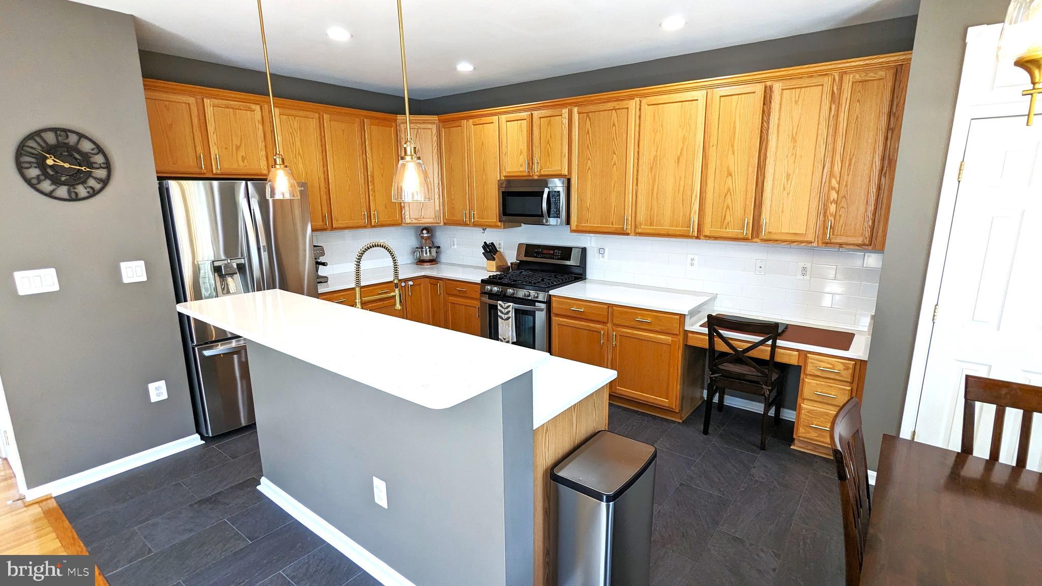 43086 Shadow Terrace Leesburg, VA 20176 - Photo 11 of 46