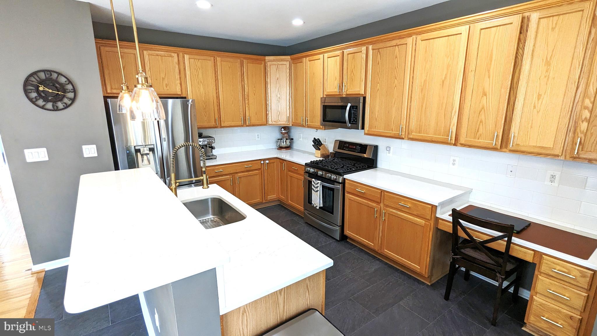 43086 Shadow Terrace Leesburg, VA 20176 - Photo 13 of 46