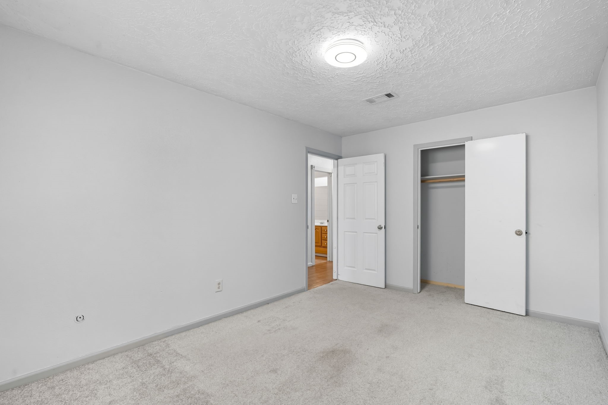 9731 Shell Rock Road La Porte, TX 77571 - Photo 24 of 25 a view of an empty room