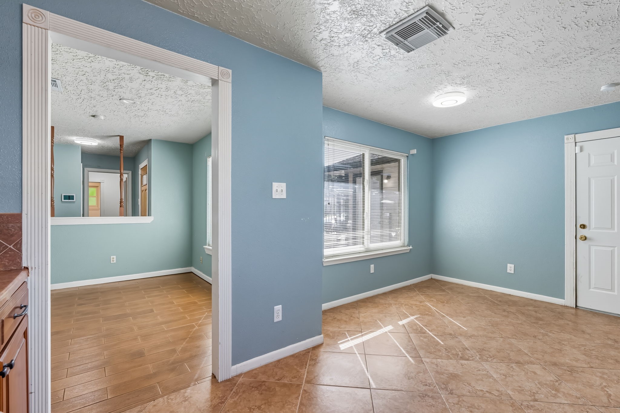 9731 Shell Rock Road La Porte, TX 77571 - Photo 9 of 25