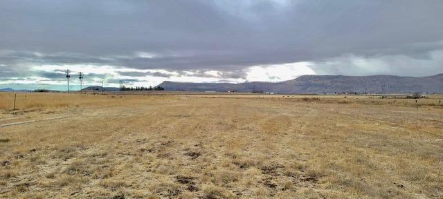 5102 Old Midland Road Klamath Falls, OR 97603 - Photo 10 of 25 IMG_4394