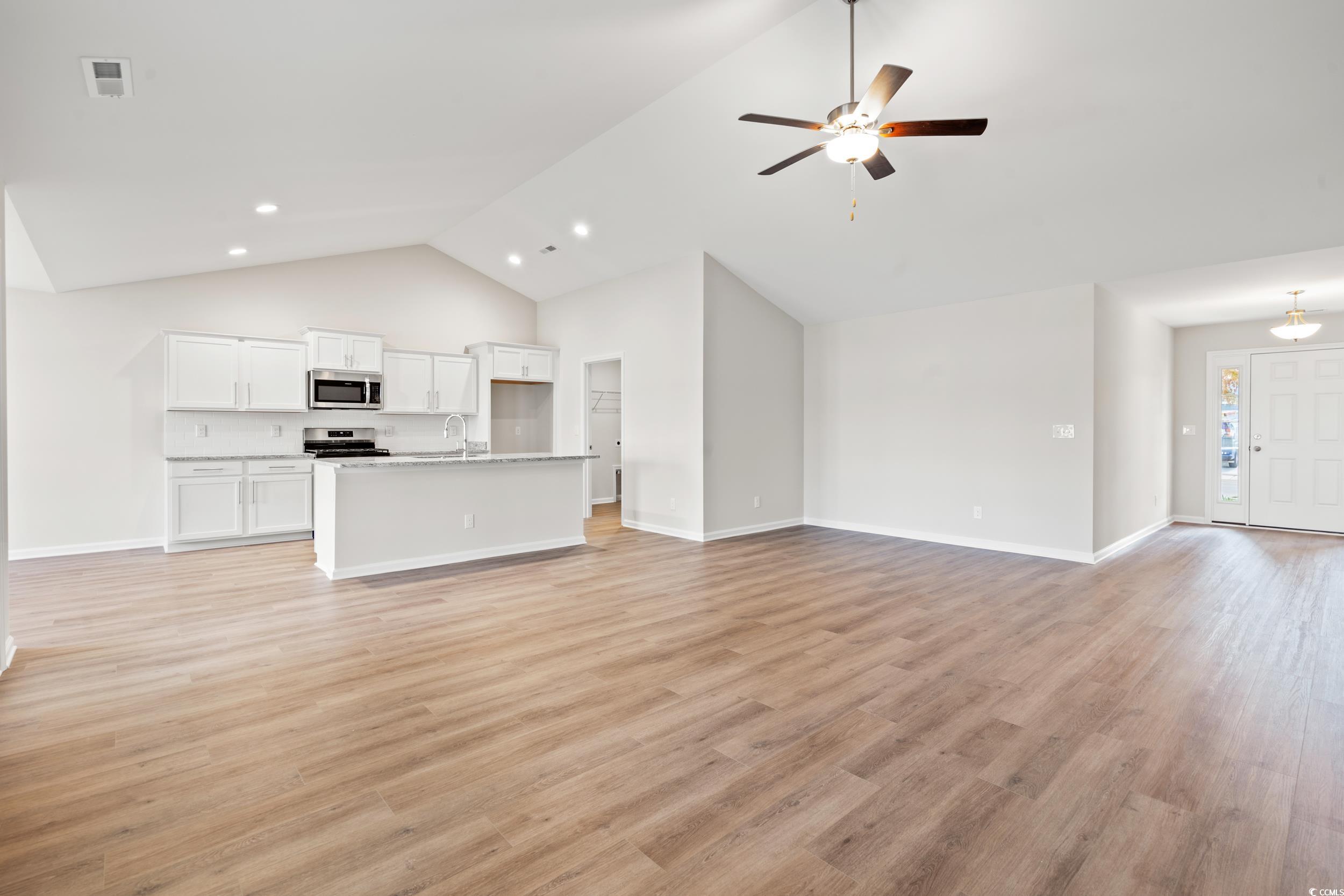 465 Summit Avenue Georgetown, SC 29440 - Photo 3 of 30