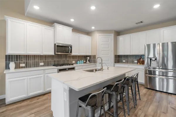 $534,750 | 2157 Woodland Pine Drive, Conroe, TX 77384
