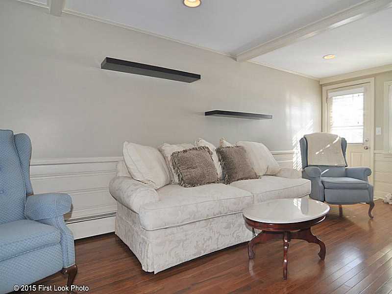 18 Haliburton Road East Providence, RI 02916 - Photo 8 of 25 Den/Family/Great Room.