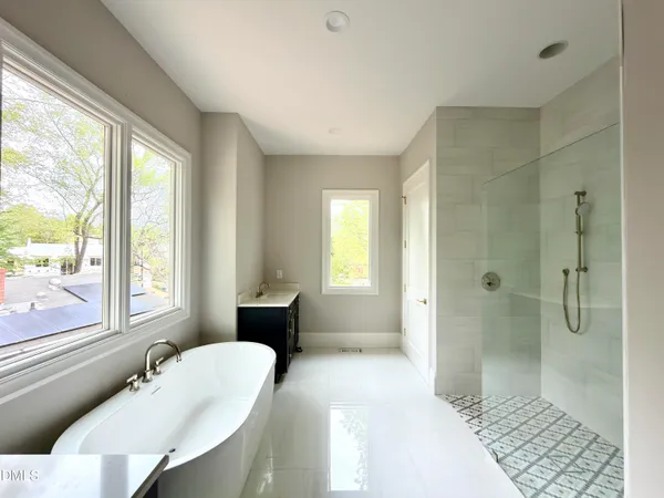 $2,350,000 | 3442 Redbud Lane, Raleigh, NC 27607