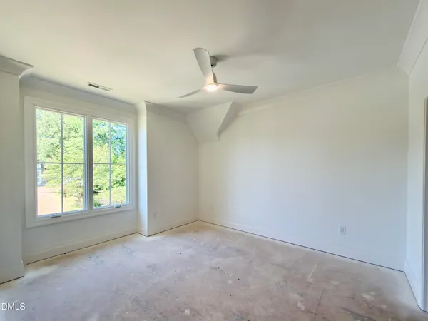 a view of a livingroom with a yard