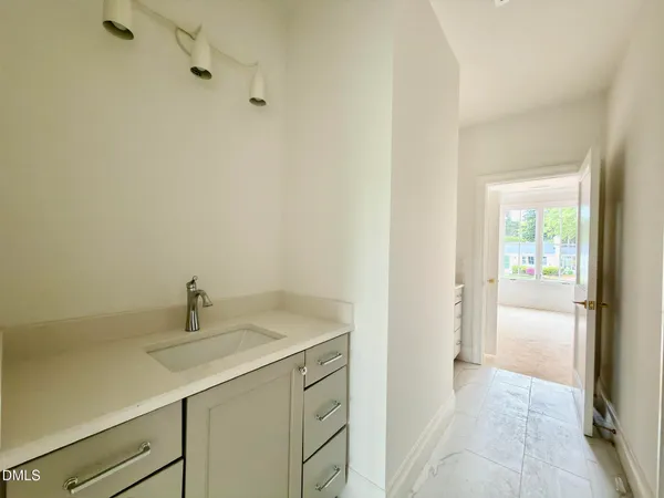 $2,350,000 | 3442 Redbud Lane, Raleigh, NC 27607