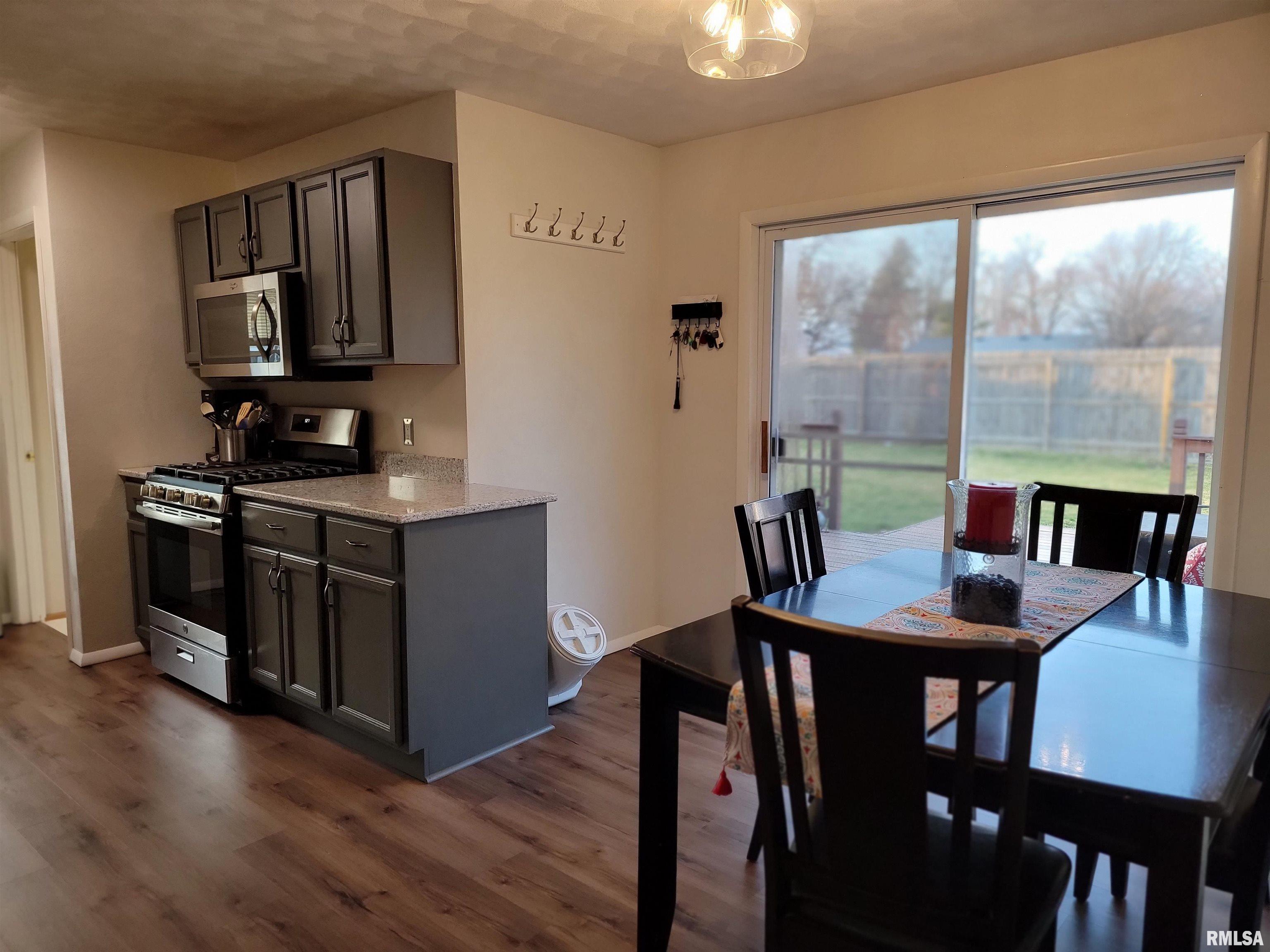 265 Maple Street Dunfermline, IL 61524 - Photo 26 of 60