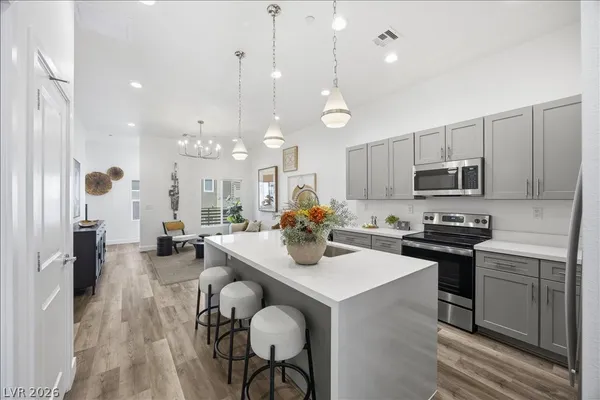 $579,679 | 1181 Blossom Point Street, Las Vegas, NV 89135