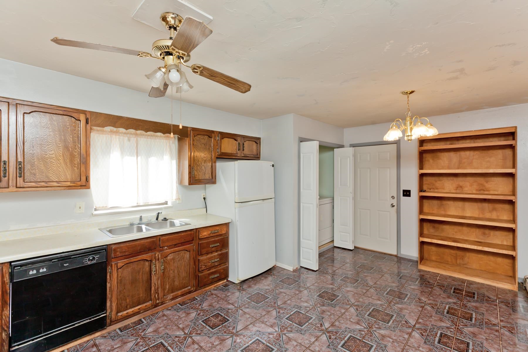 443 30 Road Grand Junction, CO 81504 - Photo 7 of 28