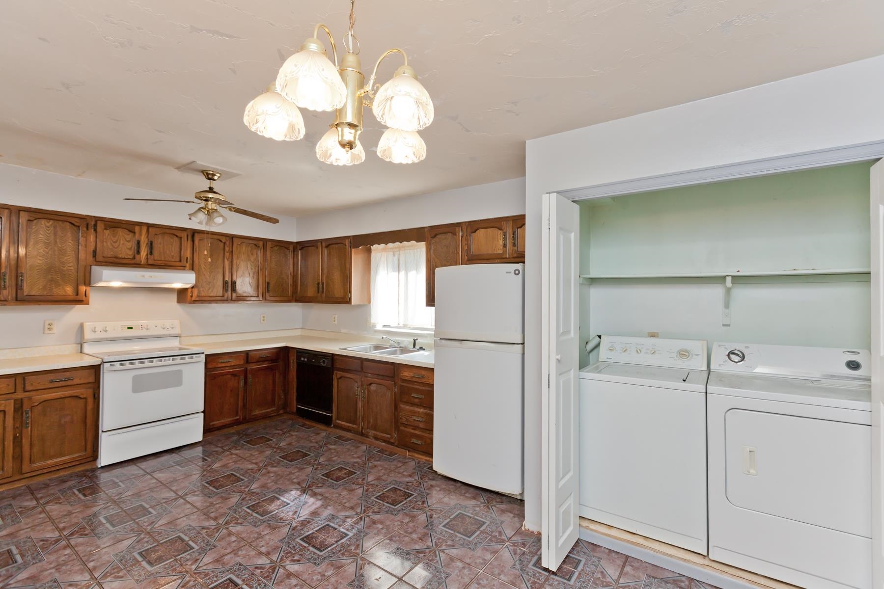 443 30 Road Grand Junction, CO 81504 - Photo 9 of 28