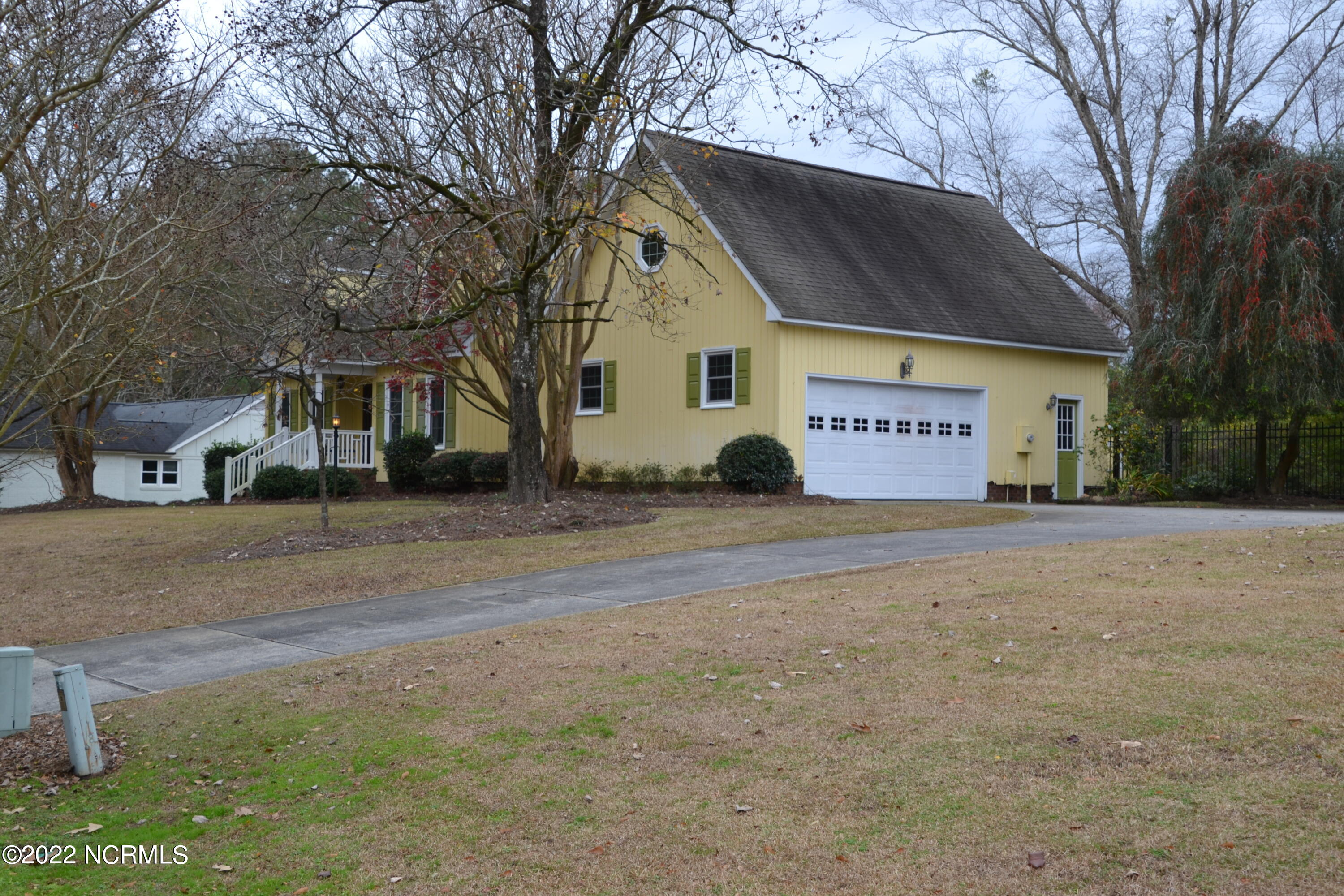 2416 Tram Road New Bern, NC 28562 - Photo 2 of 30 Side View