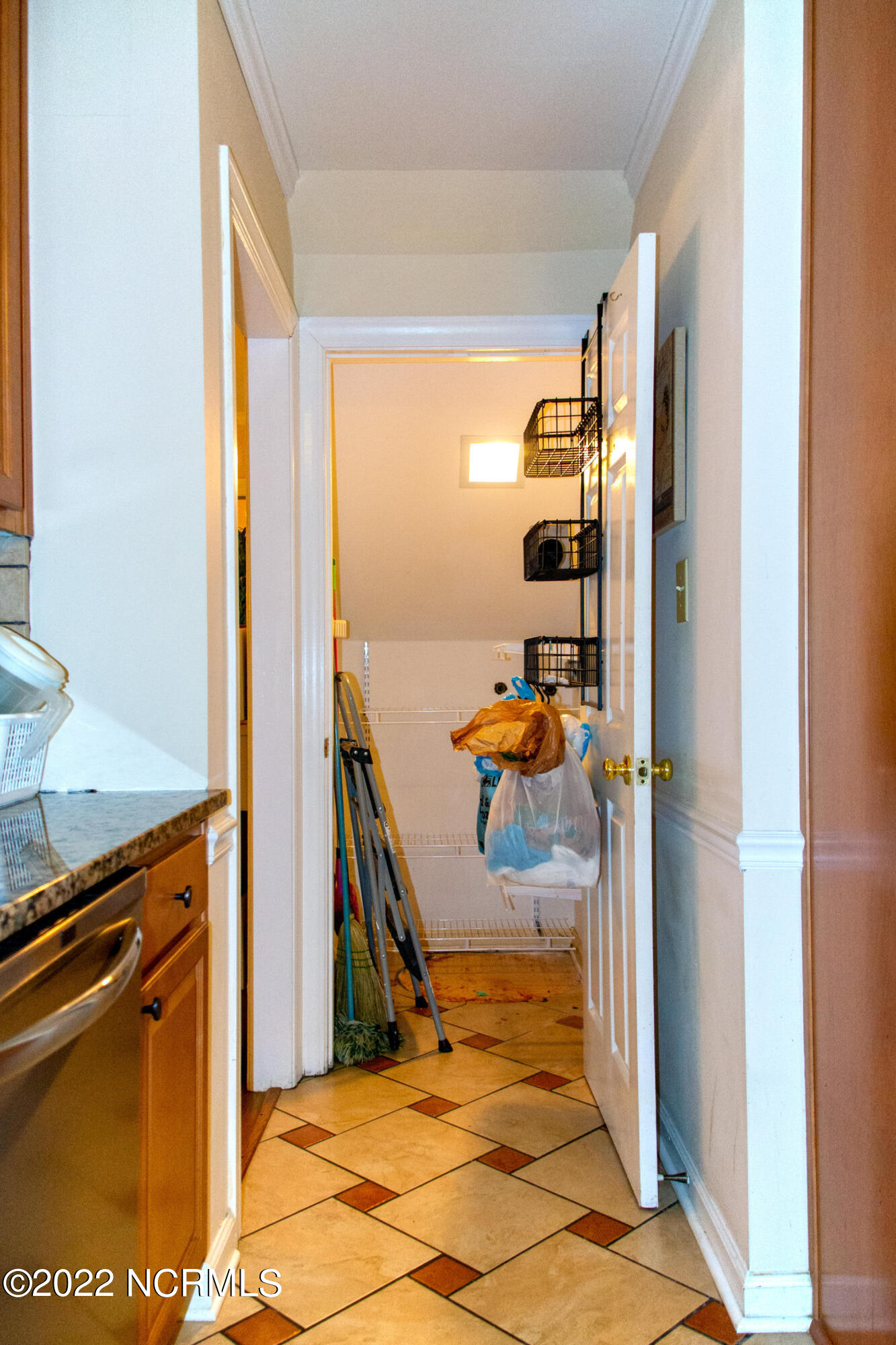 2416 Tram Road New Bern, NC 28562 - Photo 21 of 30 Pantry_1016