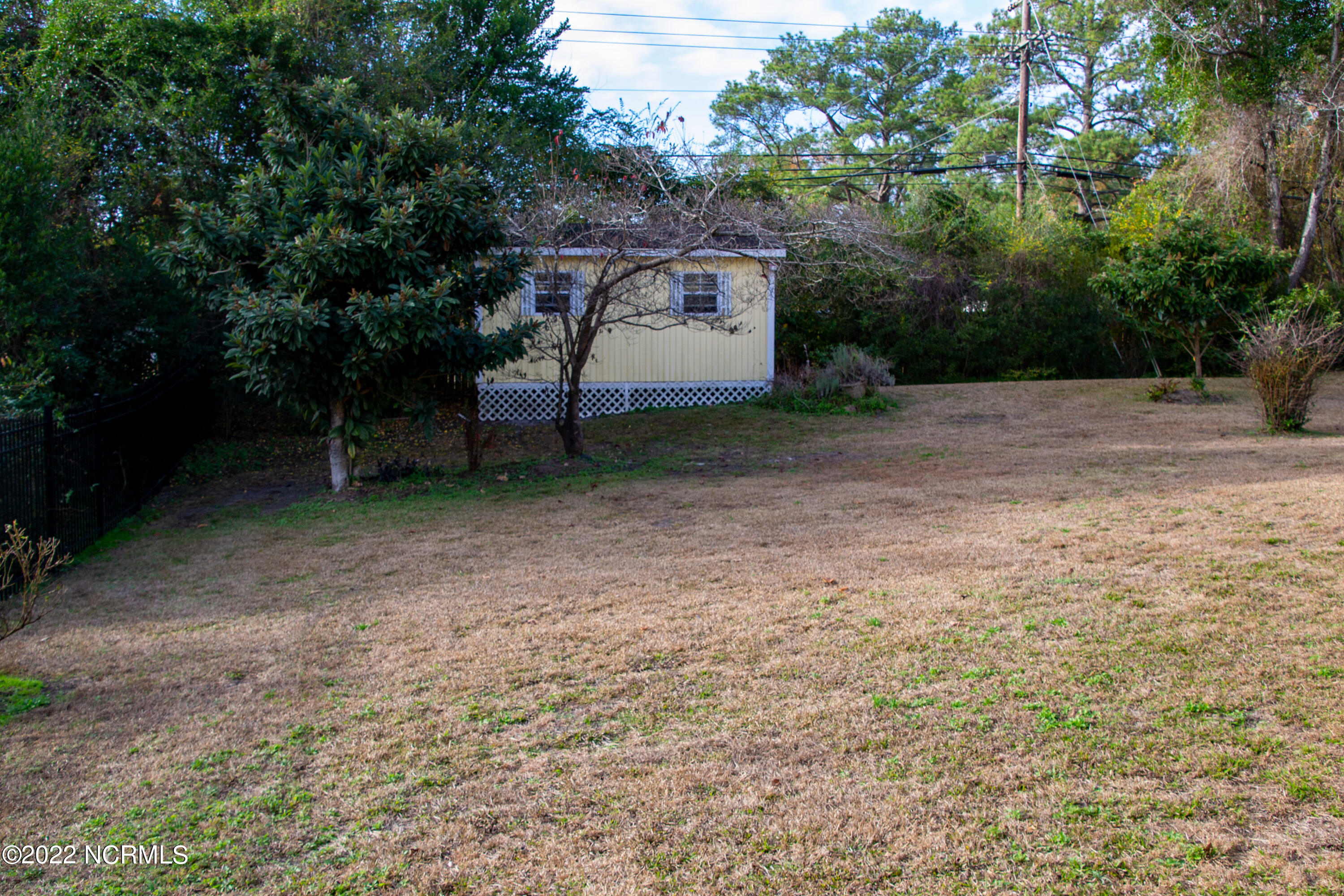 2416 Tram Road New Bern, NC 28562 - Photo 8 of 30 Backyard_1032