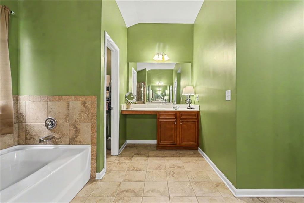605 Stream Court Fairburn, GA 30213 - Photo 18 of 31
