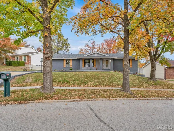 $524,900 | 828 Wind Mill Drive, Ballwin, MO 63011