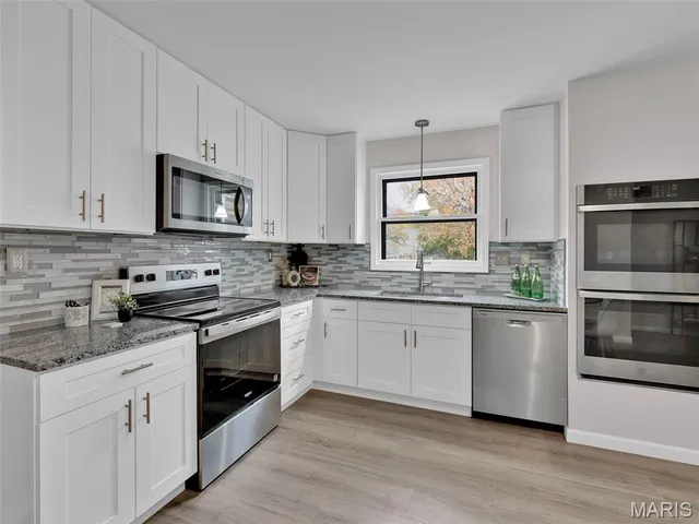 $524,900 | 828 Wind Mill Drive, Ballwin, MO 63011