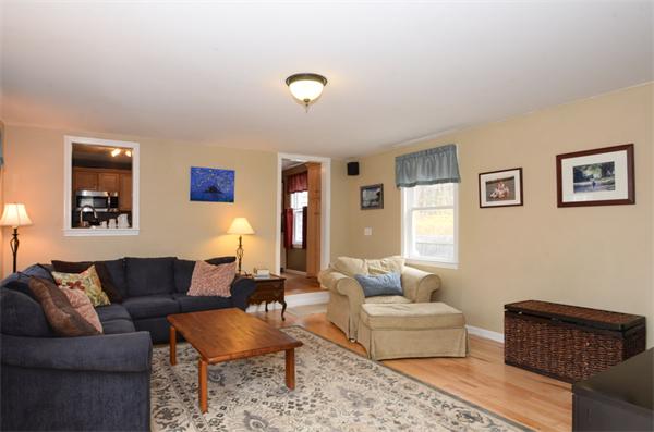 8 Belmore Road Merrimac, MA 01860 - Photo 7 of 22 a living room with furniture and a couch