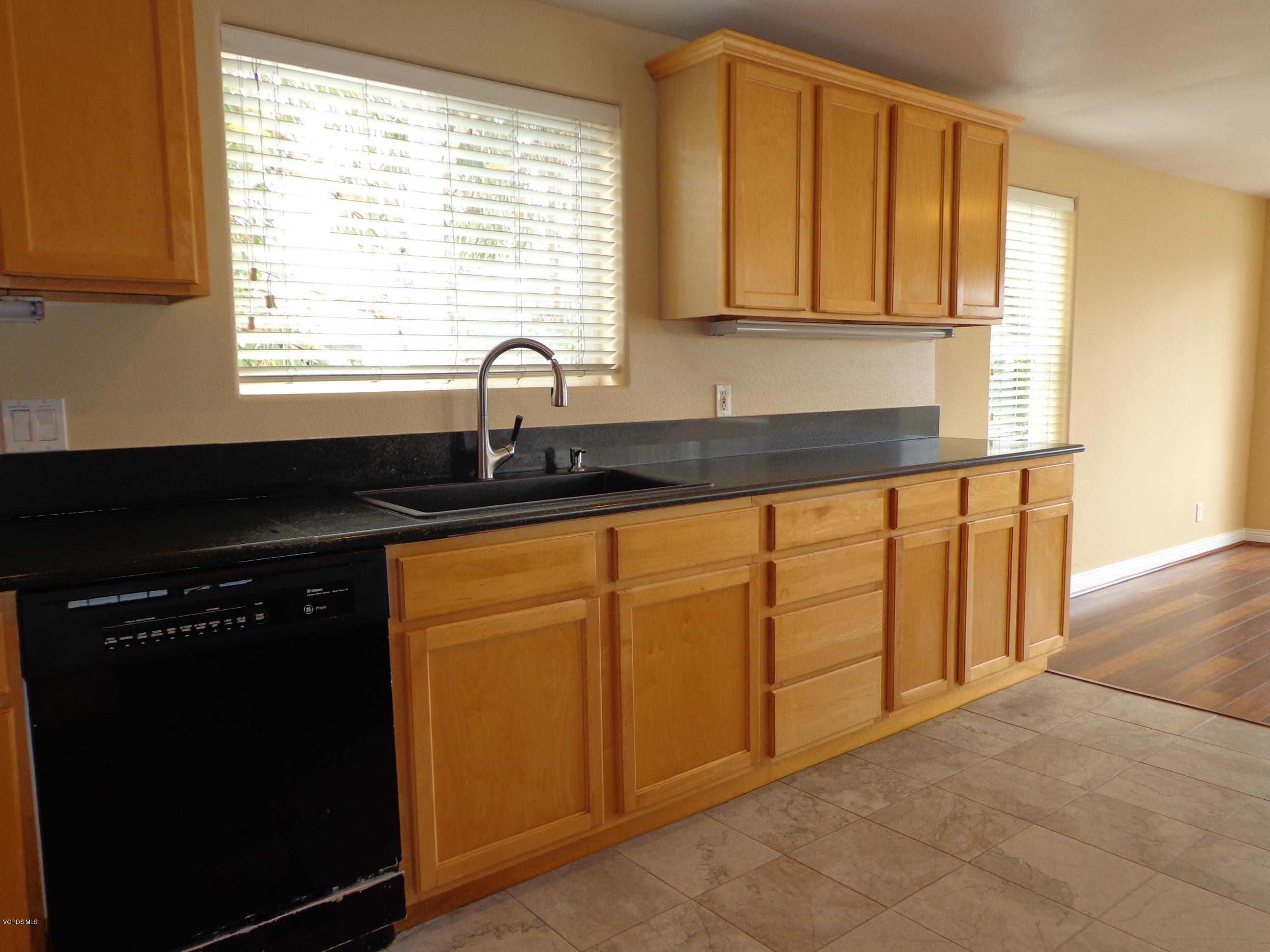 125 Fillmore Avenue Oxnard, CA 93035 - Photo 20 of 42 DSC04075