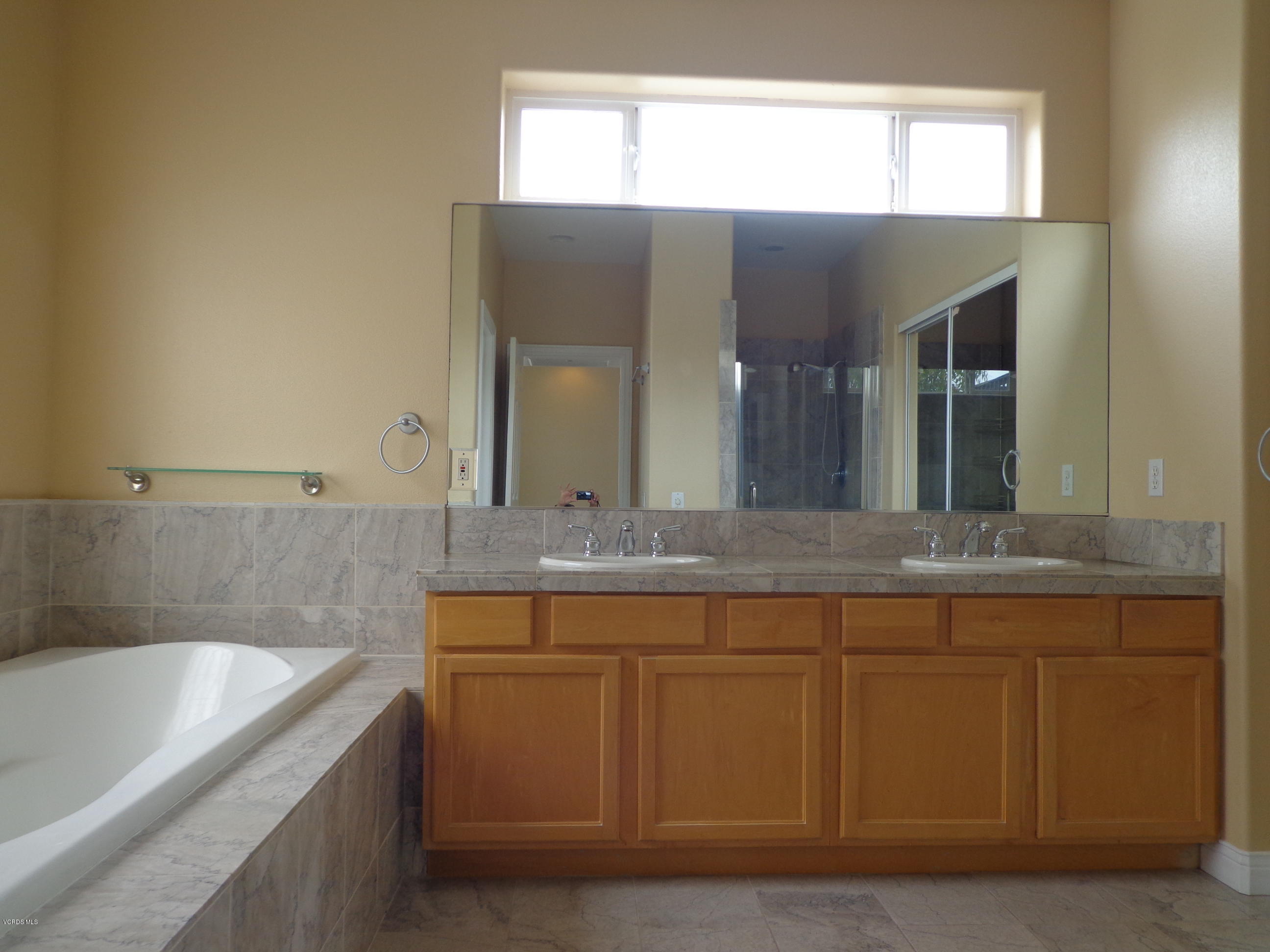 125 Fillmore Avenue Oxnard, CA 93035 - Photo 29 of 42 DSC04081