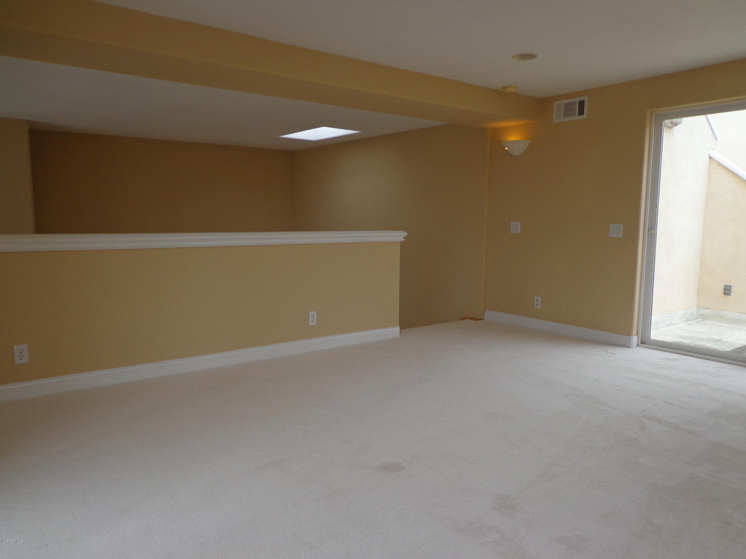 125 Fillmore Avenue Oxnard, CA 93035 - Photo 36 of 42 DSC04089