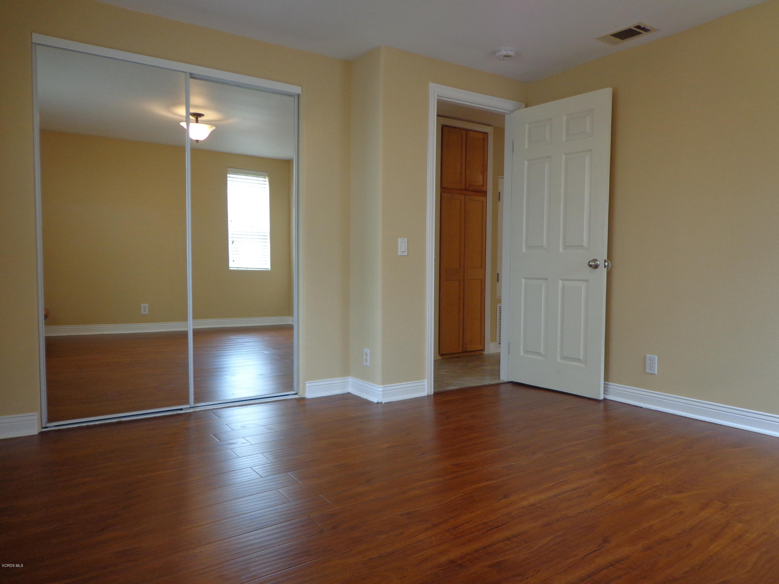 125 Fillmore Avenue Oxnard, CA 93035 - Photo 5 of 42 DSC04056
