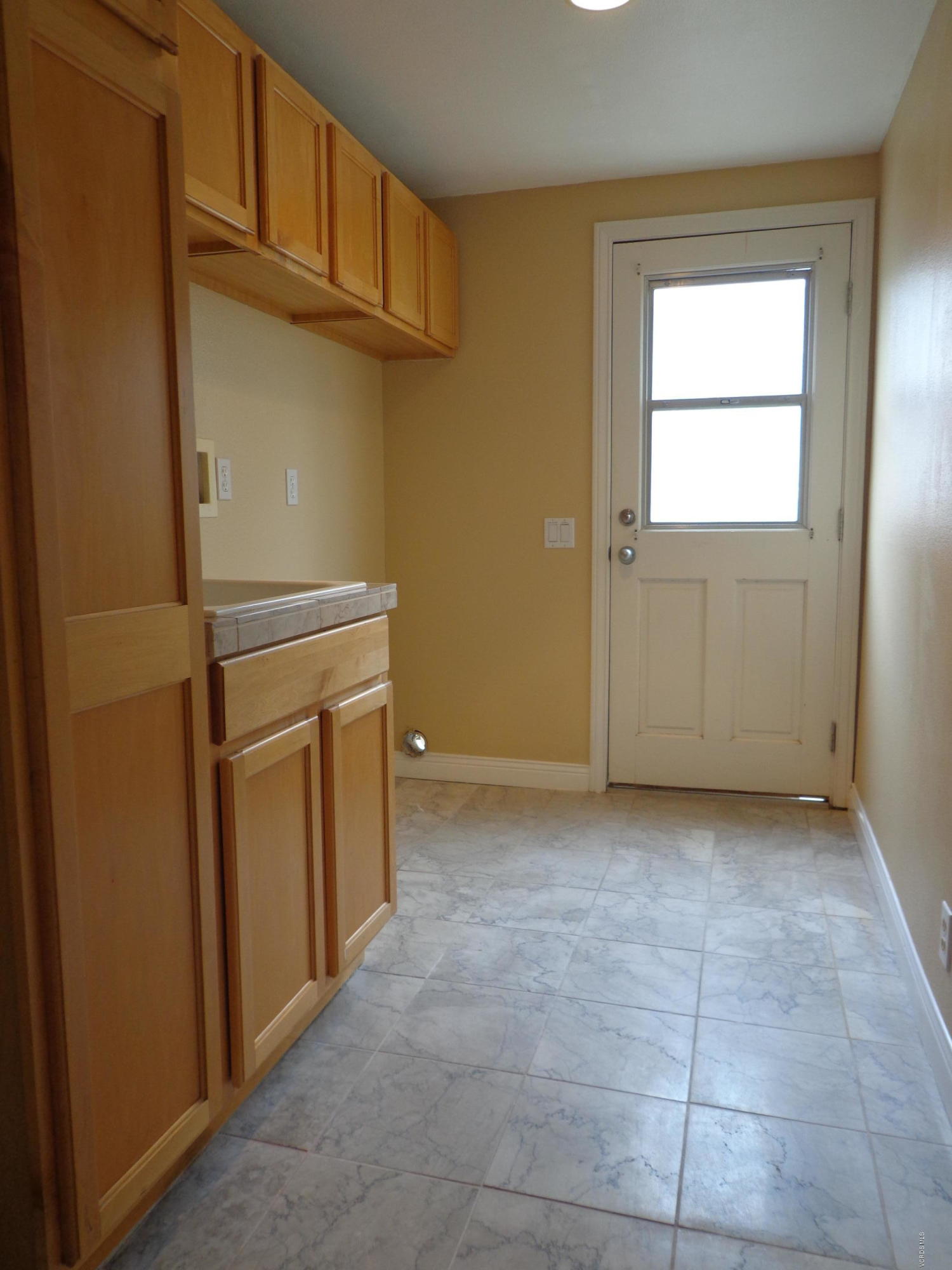 125 Fillmore Avenue Oxnard, CA 93035 - Photo 6 of 42 DSC04054