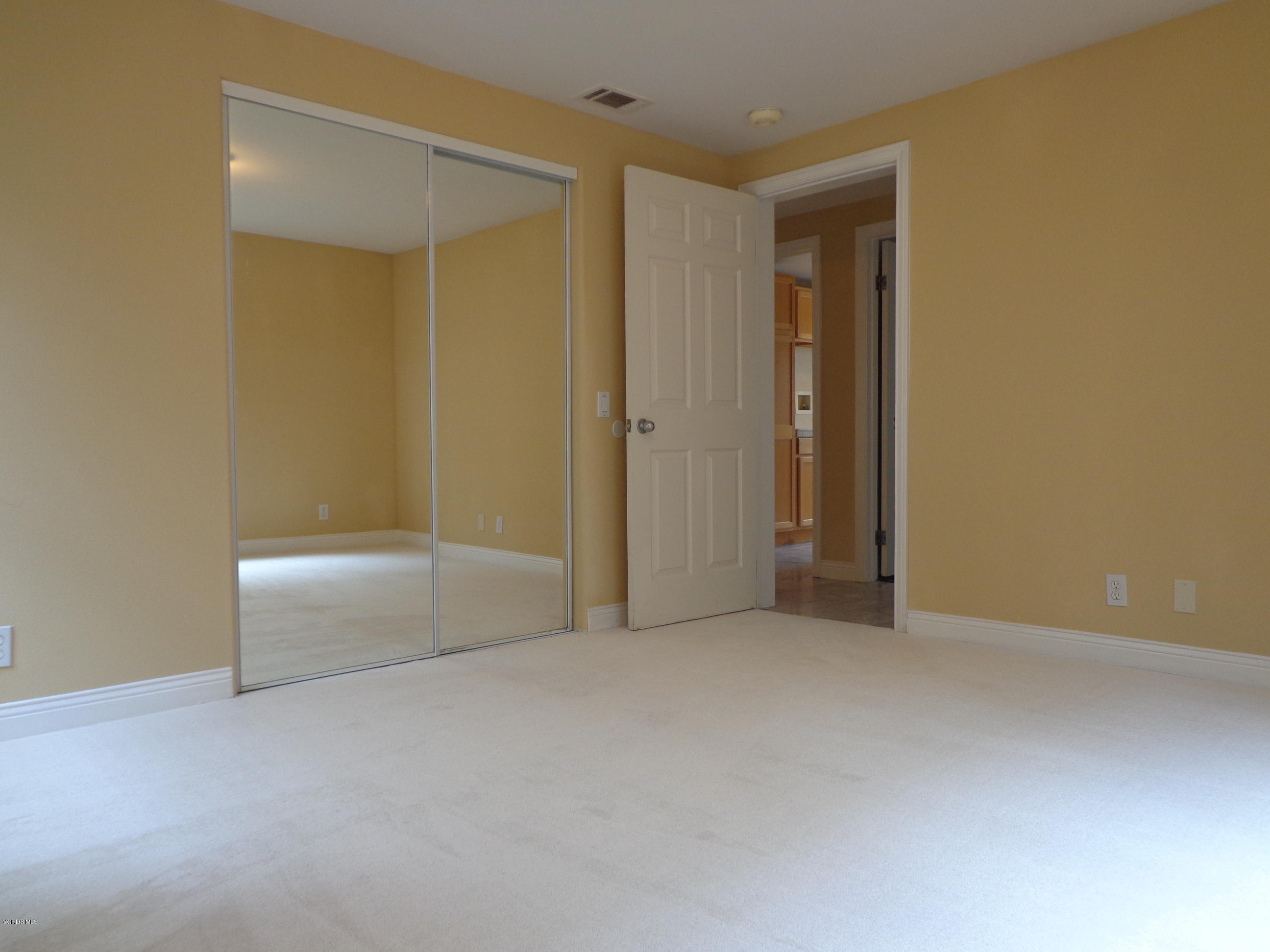 125 Fillmore Avenue Oxnard, CA 93035 - Photo 7 of 42 DSC04060