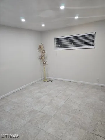 $639,000 | 5104 Pebble Beach Boulevard, Las Vegas, NV 89108