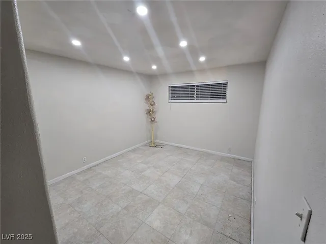 $639,000 | 5104 Pebble Beach Boulevard, Las Vegas, NV 89108