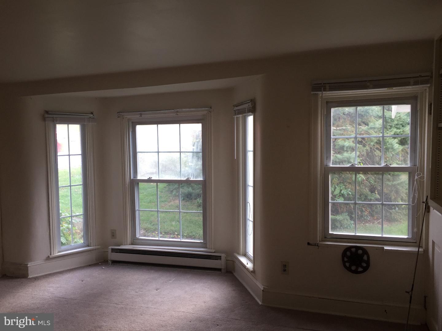715 Morwood Road Telford, PA 18969 - Photo 6 of 25 Gallery Image 6